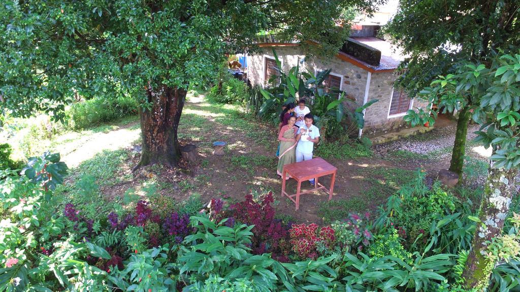 Dinesh House Bed & Breakfast Pokhara Dış mekan fotoğraf