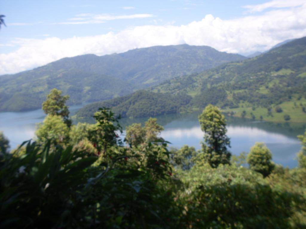 Dinesh House Bed & Breakfast Pokhara Dış mekan fotoğraf