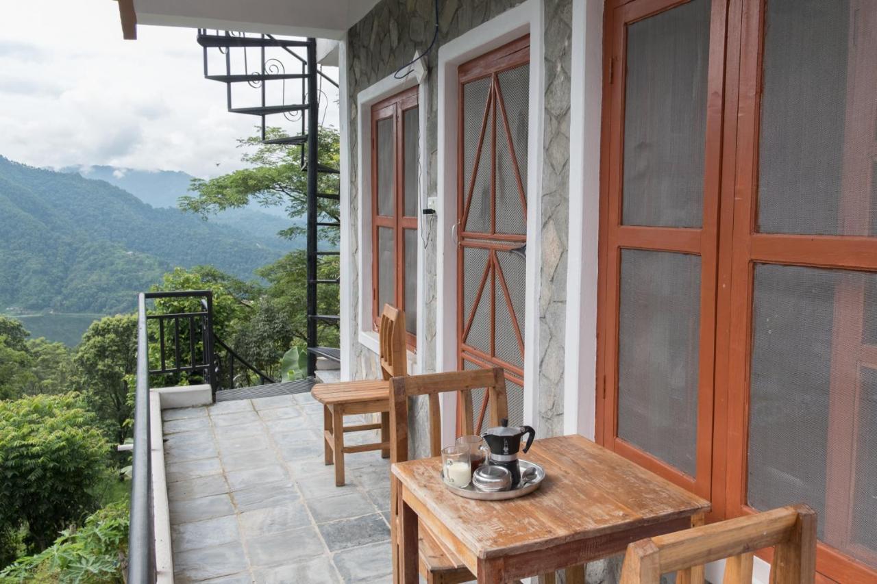 Dinesh House Bed & Breakfast Pokhara Dış mekan fotoğraf
